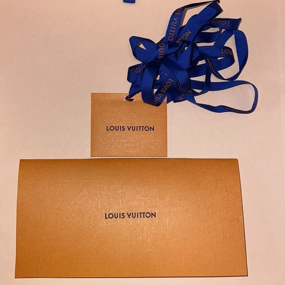 SOLD Louis Vuitton Monogram Neverfull MM Handbag - Picture 11 of 15